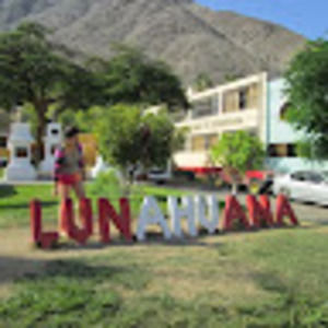 Meet your Posher, Alejandra